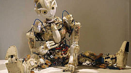 Pasti, Bolehkah Backflip Tetapi Bolehkah Robot Memegang Kerja Meja?