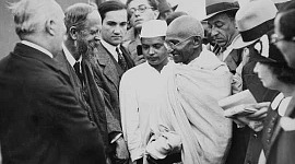 To, w co wierzył Gandhi, jest celem korporacji