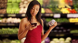 Usando o seu smartphone no supermercado pode adicionar 41% à sua conta de compras
