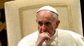 البابا فرانسيس يسلم تعاليم جديدة تهدف إلى شفاء الانقسامات