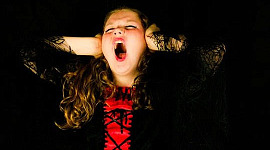 あなたがあなたの子供（または他の大人）に怒鳴りたいときに何をすべきか