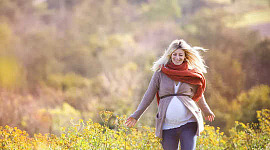 De ce COVID îl face mai important ca niciodată ca femeile însărcinate și care alăptează să ia vitamina D