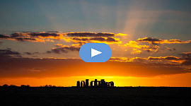 Foto: Sonsondergang oor Stonehenge op 21 Januarie 2022, deur Stonehenge Dronescapes