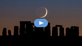 Semiluna apus peste Stonehenge